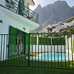 Vila La Del Valle